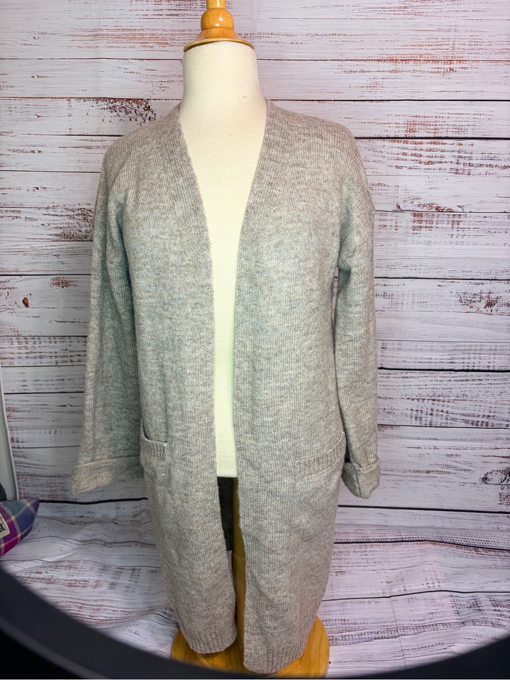Pink Rose Boutique Light Gray Open-Front Women's Cardigan Sweater